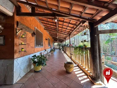 Casa de Condomínio com 4 Quartos à venda, 500m² no , Brumadinho
