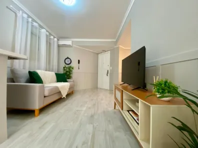 Apartamento com 2 Quartos à venda, 68m² no Jurerê, Florianópolis