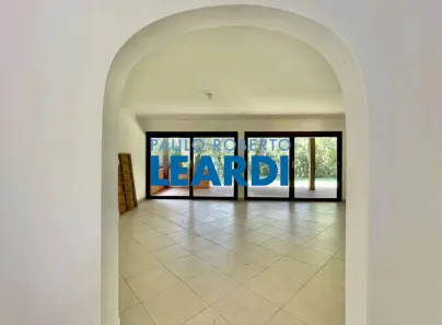 Casa de Condomínio com 7 Quartos à venda, 610m² no Jardim Santa Paula, Cotia