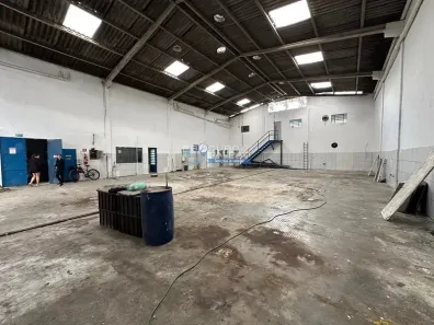Galpão/Depósito/Armazém para alugar, 750m² no Capuava, Mauá