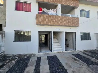 Apartamento com 2 Quartos para alugar, 49m² no Jaguaribe, Paulista