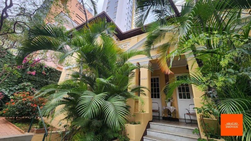 Casa com 6 quartos — Savassi, Belo Horizonte