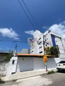 Casa com 4 Quartos para alugar no Lagoa Nova, Natal