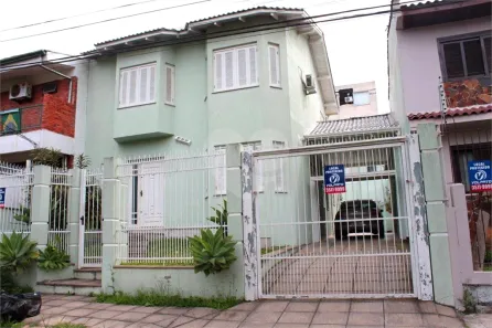 Casa com 4 Quartos à venda, 326m² no Vila Ipiranga, Porto Alegre