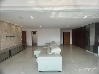 Apartamento com 3 Quartos à venda, 226m² no Setor Bueno, Goiânia