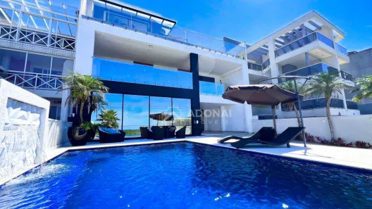Casa com 7 Quartos à venda, 485m² no Guaratuba, Guaratuba
