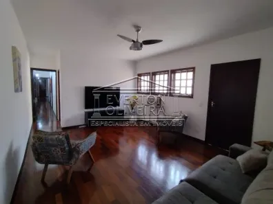 Casa com 2 Quartos à venda, 129m² no Centro, Jacareí