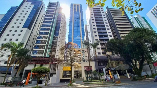 Sala Comercial para alugar, 27m² no Batel, Curitiba