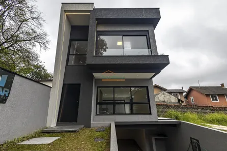Casa de Condomínio com 3 Quartos à venda, 192m² no Santa Felicidade, Curitiba