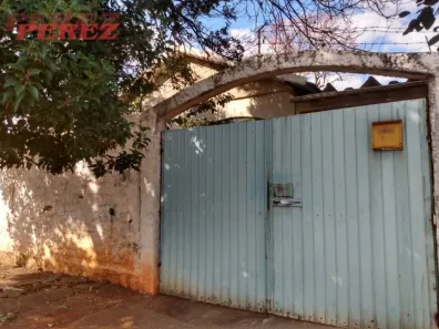 Casa com 3 Quartos à venda, 600m² no Leonor, Londrina