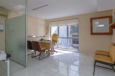 Sala Comercial à venda, 272m² no Bom Fim, Porto Alegre