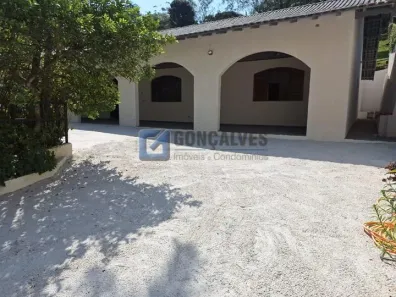 Fazenda/Sítio com 4 Quartos à venda, 761m² no Dos Finco, São Bernardo do Campo
