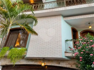 Casa com 3 Quartos à venda, 292m² no Vila Paiva, São Paulo