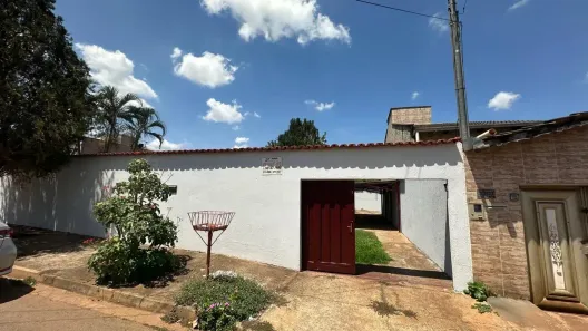 Casa com 3 Quartos à venda, 120m² no Santa Genoveva, Goiânia
