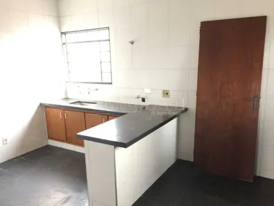 Sala Comercial com 4 Quartos à venda, 207m² no Centro, Araraquara