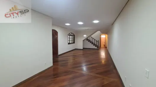 Sobrado com 3 Quartos à venda, 223m² no Jardim Oriental, São Paulo