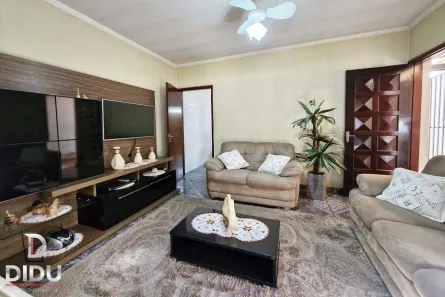 Casa com 3 Quartos à venda, 108m² no Vila Medeiros, São Paulo