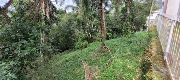 Lote/Terreno à venda, 794m² no Córrego Grande, Florianópolis