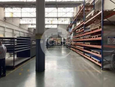 Prédio Comercial com 1 Quarto à venda, 3991m² no Luz, São Paulo