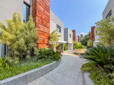 Casa de Condomínio com 3 Quartos à venda, 514m² no Santo Amaro, São Paulo