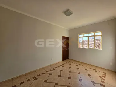 Apartamento com 3 Quartos à venda, 125m² no Doutor José Thomaz, Divinópolis