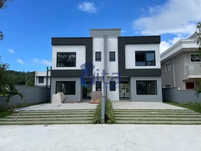 Sobrado com 3 Quartos à venda, 225m² no Cachoeira do Bom Jesus, Florianópolis
