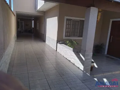 Sobrado com 5 Quartos à venda, 137m² no Jardim Didinha, Jacareí