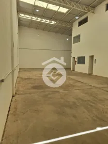 Ponto Comercial para alugar, 325m² no Santa Rosa, Uberlândia