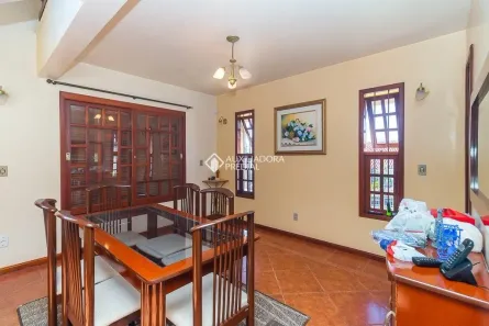 Casa com 4 Quartos à venda, 235m² no Santa Tereza, Porto Alegre