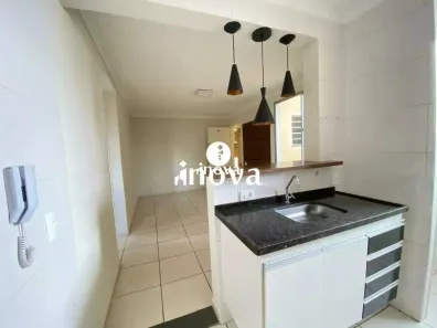 Apartamento com 2 Quartos para alugar, 49m² no Deolinda Freire, Uberaba