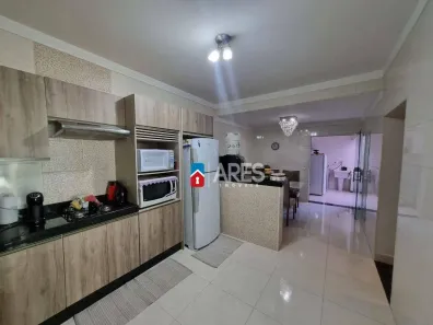 Imóvel Comercial com 3 Quartos à venda, 250m² no Jardim Cândido Bertini, Santa Bárbara D'Oeste