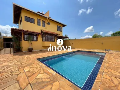 Casa com 5 Quartos à venda, 500m² no Parque do Mirante, Uberaba