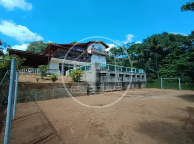 Sobrado com 3 Quartos à venda, 314m² no Loteamento Chacaras Embu-Guacu, Embu-Guaçu