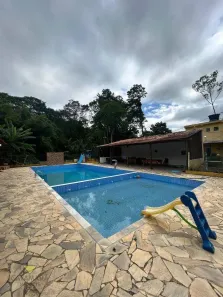 Fazenda/Sítio com 4 Quartos à venda, 7500m² no Chácaras Copaco, Arujá