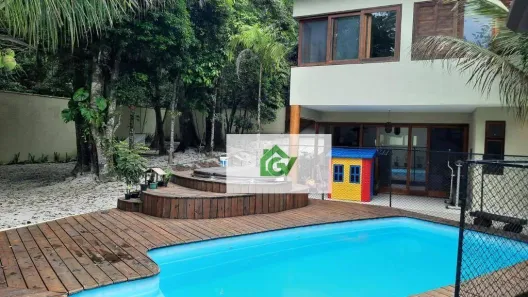 Sobrado com 4 Quartos à venda, 335m² no Park Imperial, Caraguatatuba