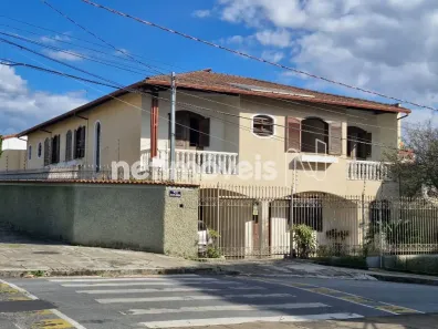 Casa com 6 Quartos à venda, 360m² no Santa Inês, Belo Horizonte