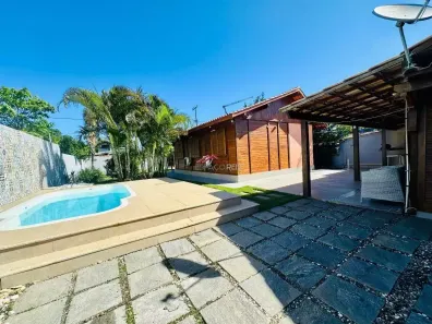 Casa de Condomínio com 2 Quartos à venda, 154m² no Caravelas, Armação dos Búzios