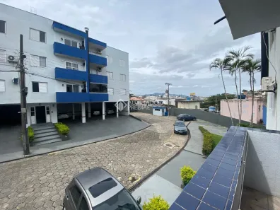 Apartamento com 2 Quartos à venda, 63m² no Coqueiros, Florianópolis