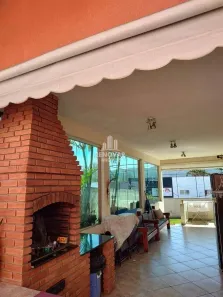 Casa com 2 Quartos à venda, 176m² no Vila Suissa, Mogi das Cruzes