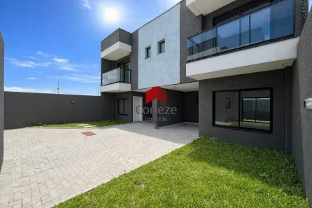 Sobrado com 3 Quartos à venda, 105m² no Uberaba, Curitiba