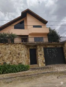 Casa com 5 Quartos para alugar, 376m² no Boa Vista, Curitiba