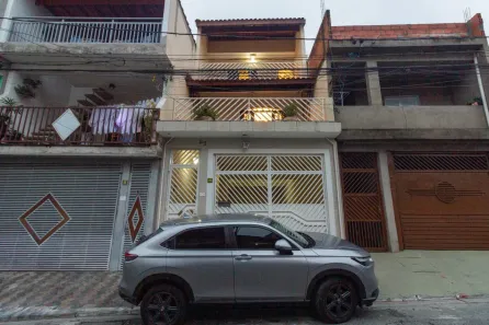 Sobrado com 3 Quartos à venda, 220m² no Jardim Rosinha, São Paulo