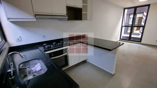 Casa com 1 Quarto para venda ou aluguel, 89m² no Vila Ipojuca, São Paulo