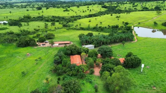 Fazenda/Sítio com 2 Quartos à venda, 2371600m² no , Córrego do Ouro