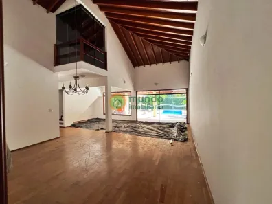 Casa com 4 Quartos para alugar, 300m² no Jardim das Nações, Taubaté
