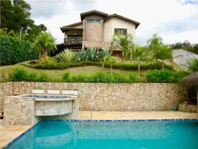 Fazenda/Sítio com 5 Quartos à venda, 740m² no Monterrey, Louveira