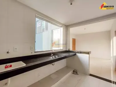Apartamento com 2 Quartos à venda, 70m² no Floresta, Divinópolis