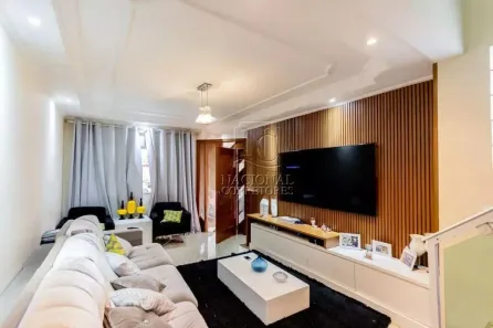Sobrado com 4 Quartos à venda, 220m² no Parque das Nações, Santo André