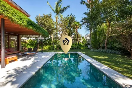 Casa com 4 Quartos à venda, 550m² no Vila Madalena, São Paulo