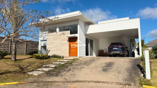 Casa com 3 Quartos à venda, 180m² no Country, Santa Cruz do Sul